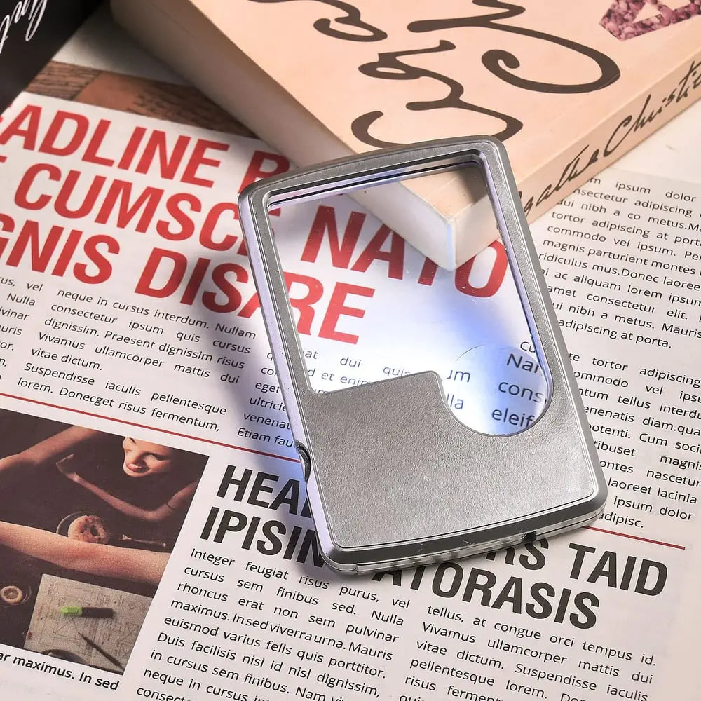 BowLift | Double Lens Magnifier with LED Lighting – Compact and Pocket-Friendly