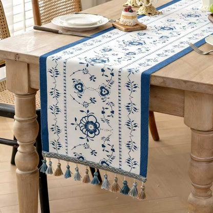 BowLift | European and American - Style Chenille Tablecloth