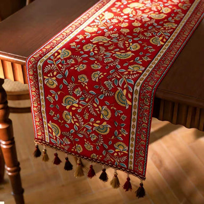 BowLift | European and American - Style Chenille Tablecloth