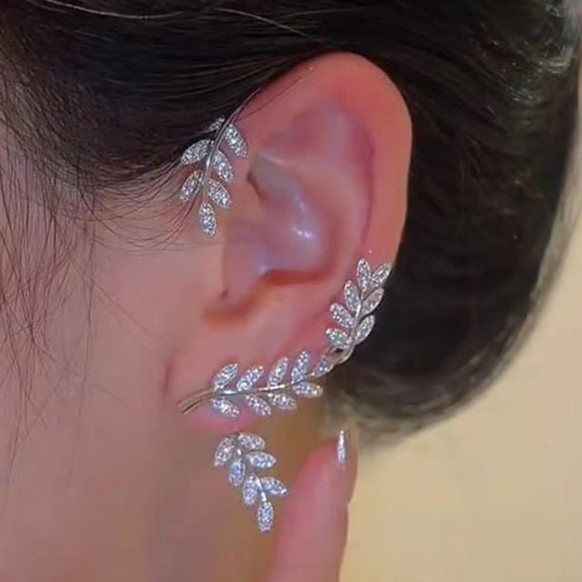BowLift | Stylish adjustable earrings for an elegant look