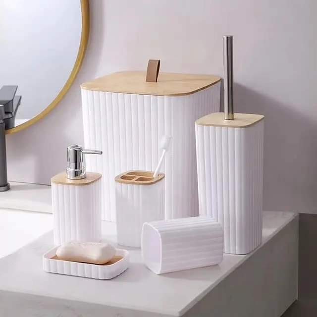 Skanto | 6-Piece Bathroom Set