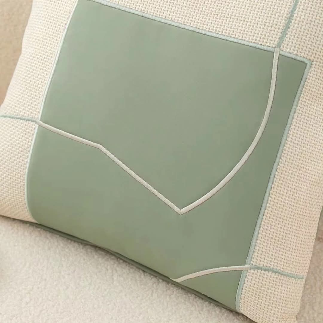 Skanto | Geometric Embroidery Pillowcase