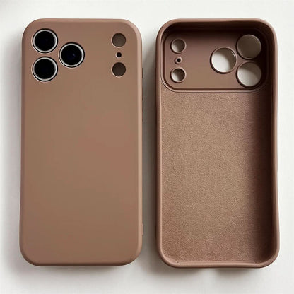 Colorful, shockproof silicone case for the iPhone 16 & 17 Series