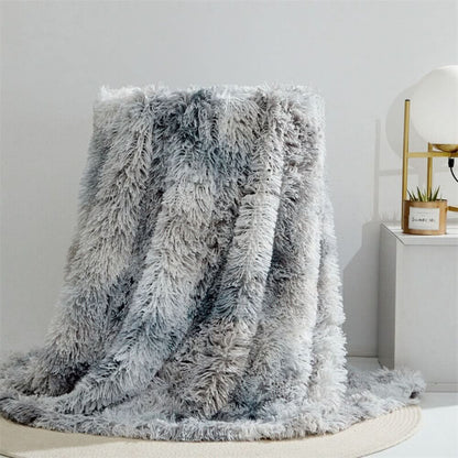 Skanto | Plush Faux Fur Throw with Silky Feel & Elegant Drape