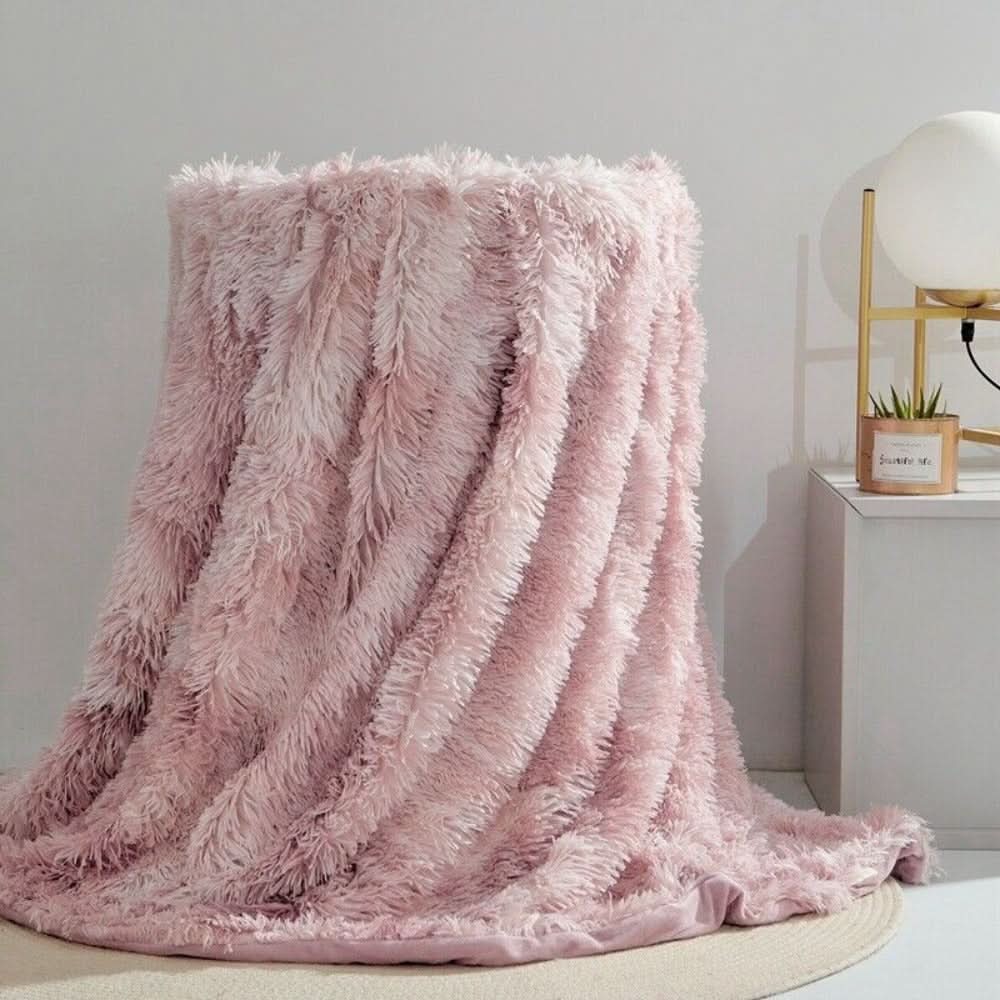 Skanto | Plush Faux Fur Throw with Silky Feel & Elegant Drape