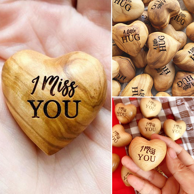 Skanto Skanto | Little Pocket Hug Wood Heart Token