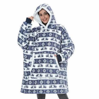 Skanto | Fleece Hoodie Blanket for Ultimate Comfort
