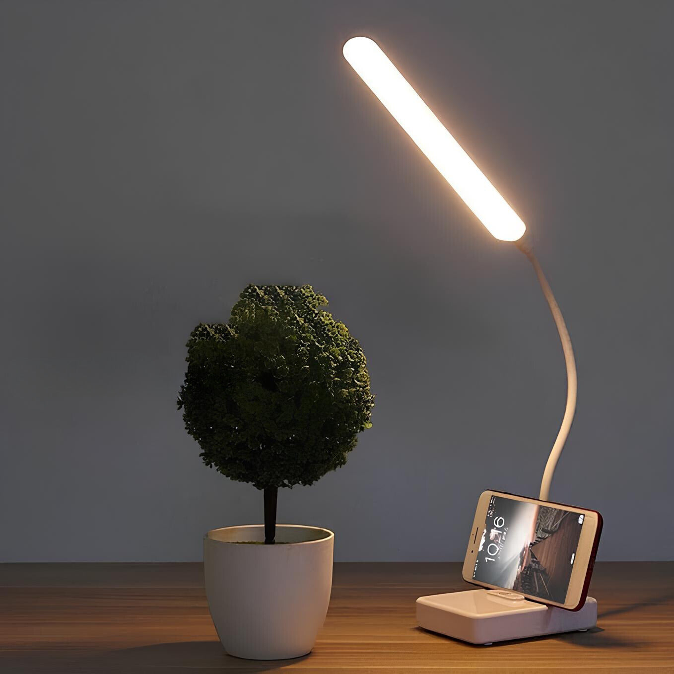 BowLift | FlexiLight Desk Lamp