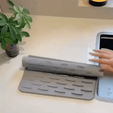 Skanto | Heat-Resistant Silicone Drying Mat | Quick Drying, Non-Slip & Space Saving for Kitchen Organization