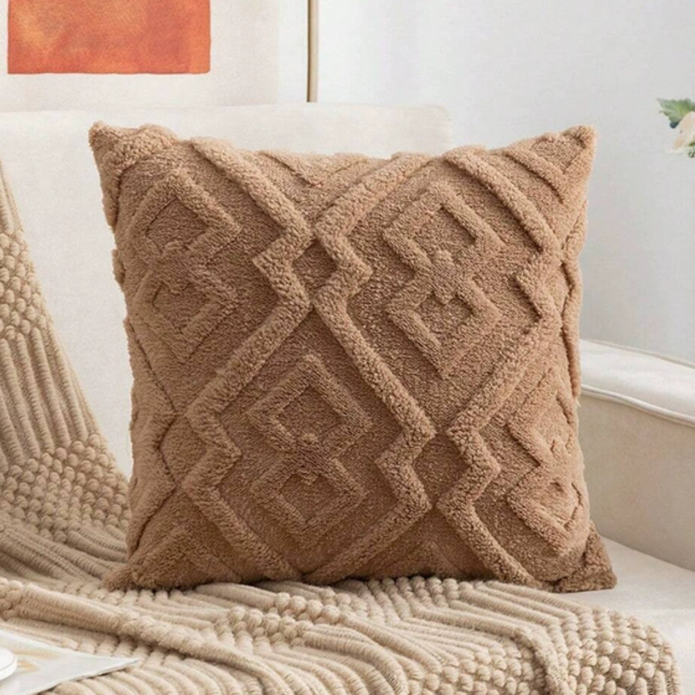 Skanto | Fuzzy Diamond Pattern Pillowcase