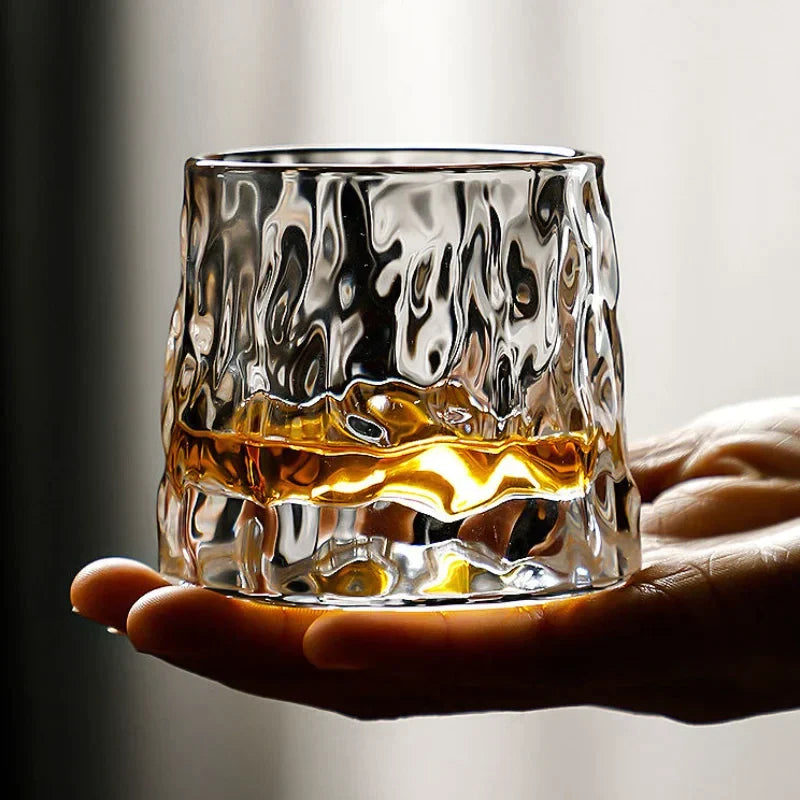Skanto | Spinning Whiskey Glasses for Refined Enjoyment