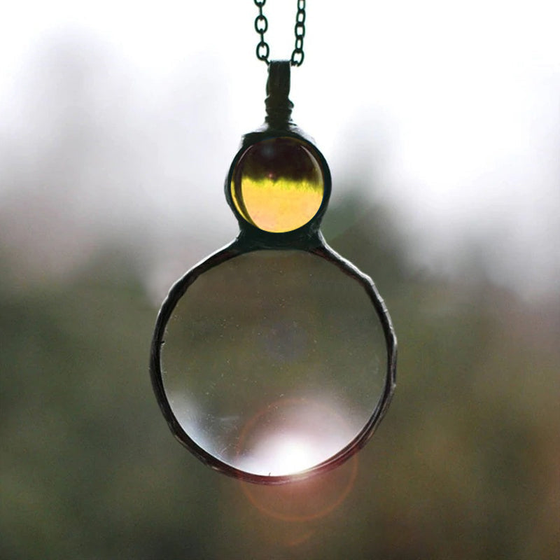 BowLift | Elegant Necklace with Magnifying Pendant