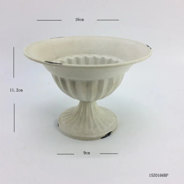Skanto | European Vintage Iron Vase