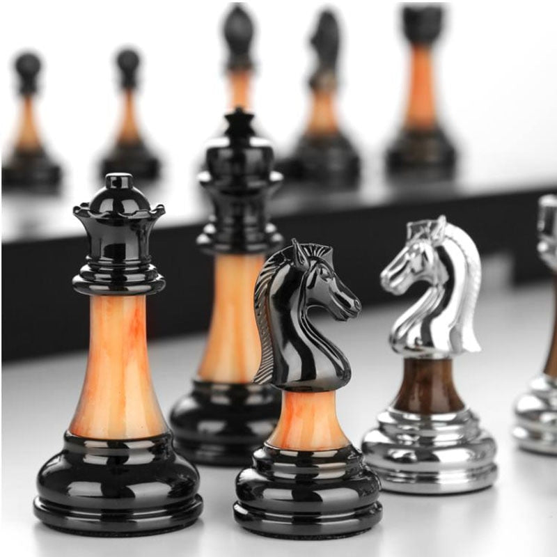 Skanto | Luxurious metal chess set with a large 45 cm wooden board