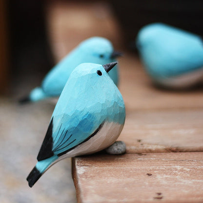 Skanto | NordicFeathers - Elegant Wooden Bird Sculptures