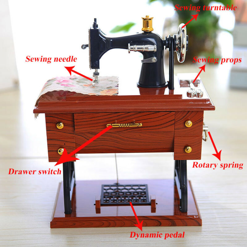 Brehn | Mini Craft Retro Sewing Machine Decor