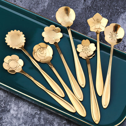 Skanto | 8-Piece Stainless Steel Teaspoon Set with Floral Design