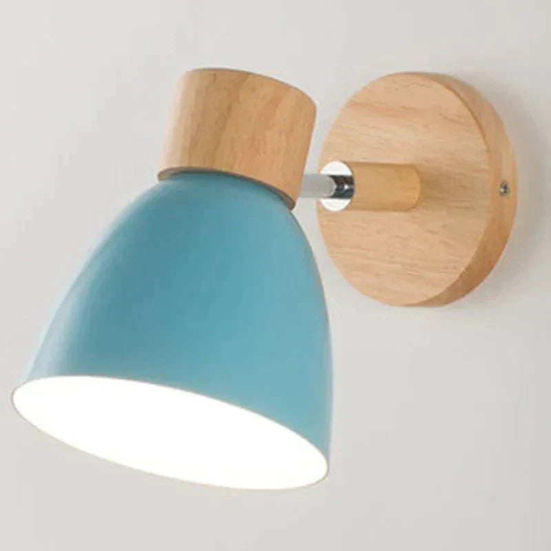 Skanto | Elegant Wooden Wall Lamp - Modern and Warm Design