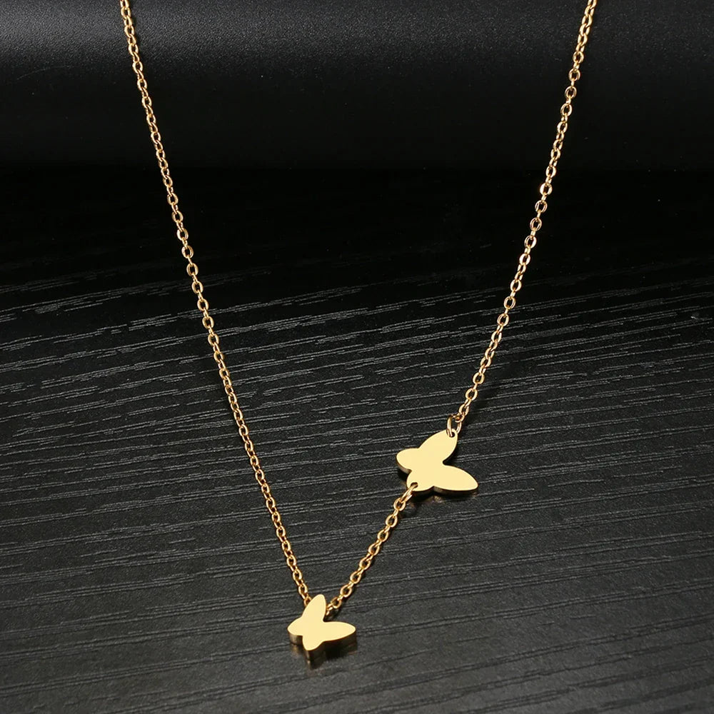 Skanto | Dainty Fluttering Butterfly Necklace