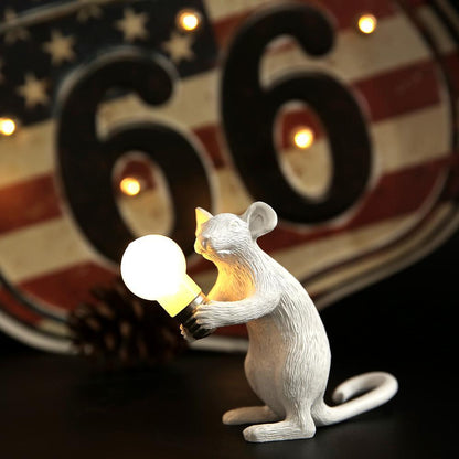 Table lamp with mouse motif