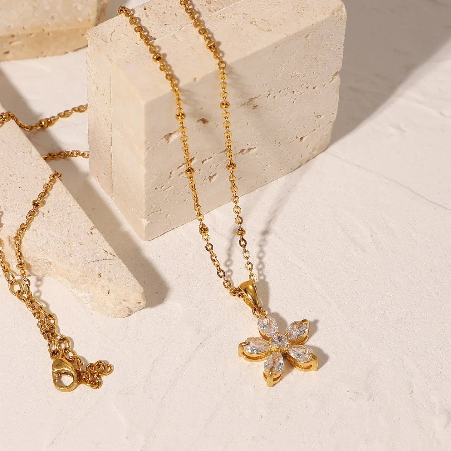 BowLift | 18k Diamond Five Petal Flower Necklace