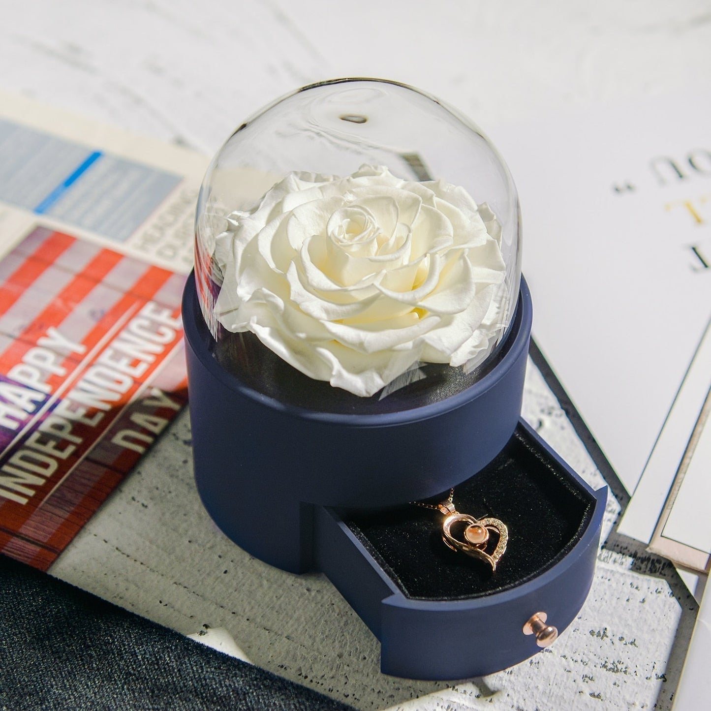 Skanto | Natural Eternal Rose Necklace Jewelry Box