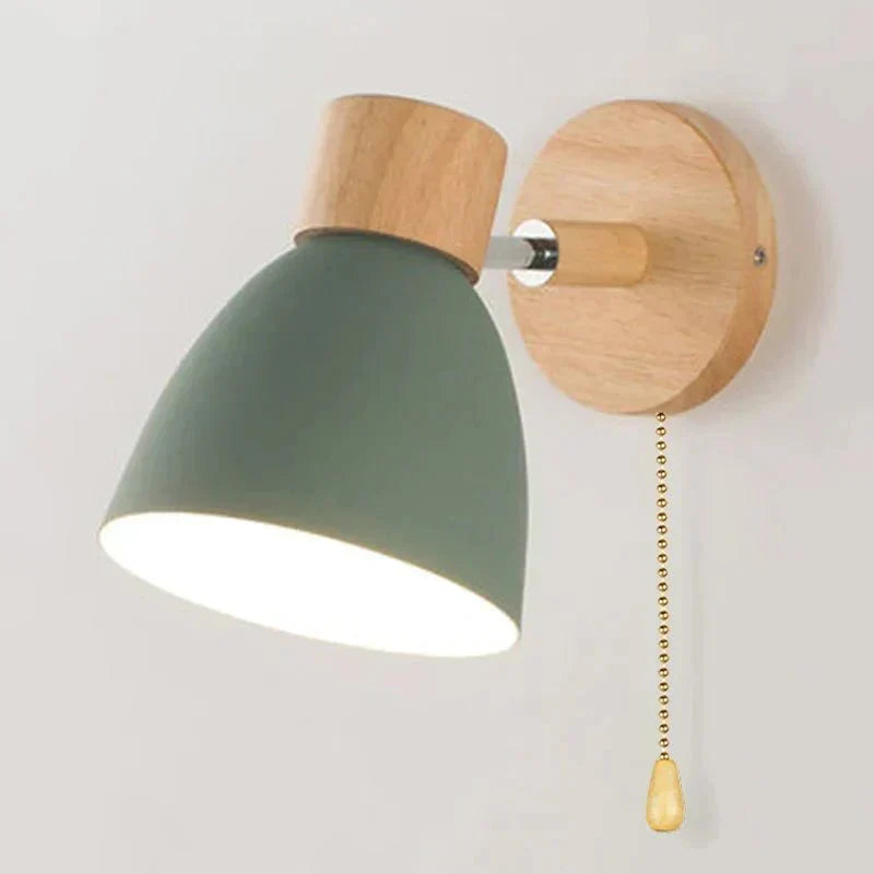 Skanto | Elegant Wooden Wall Lamp - Modern and Warm Design