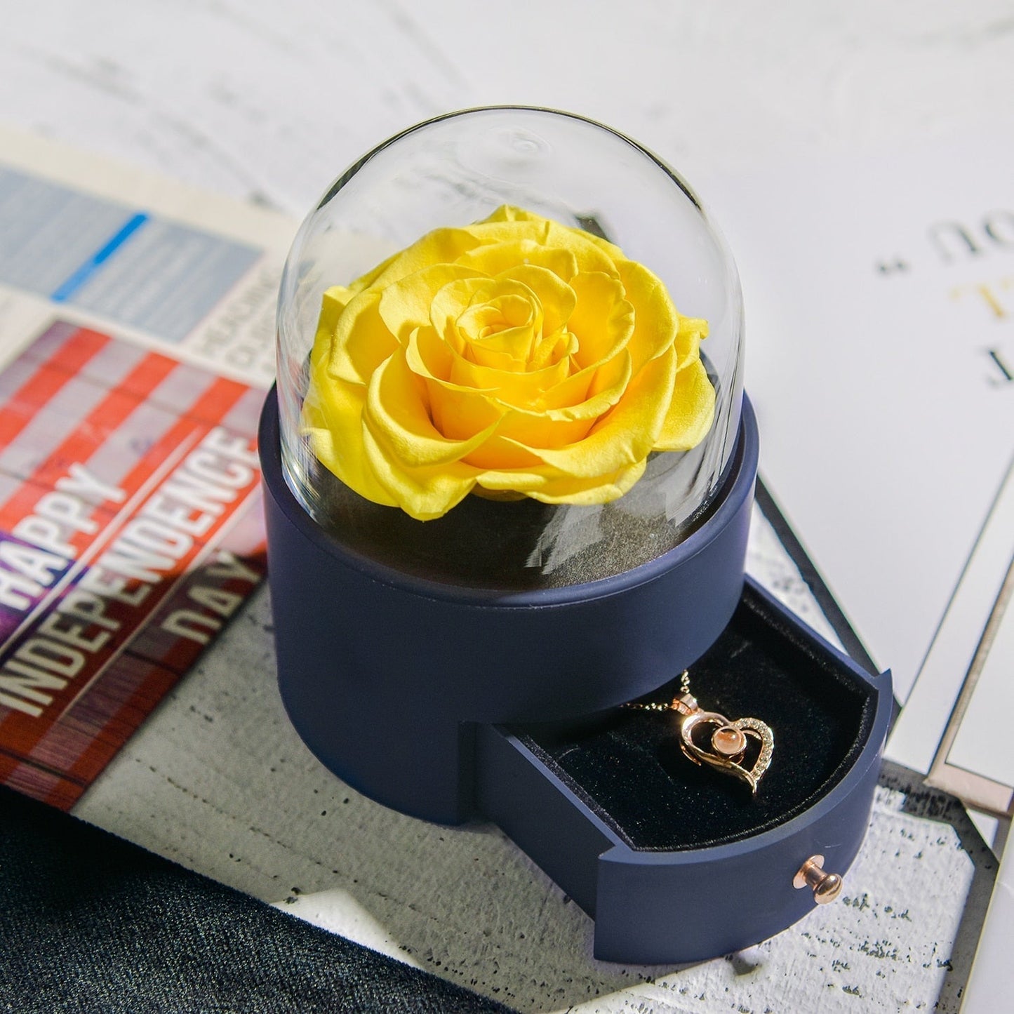 Skanto | Natural Eternal Rose Necklace Jewelry Box