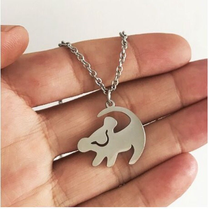 Matata Lion King Necklace Model Simba