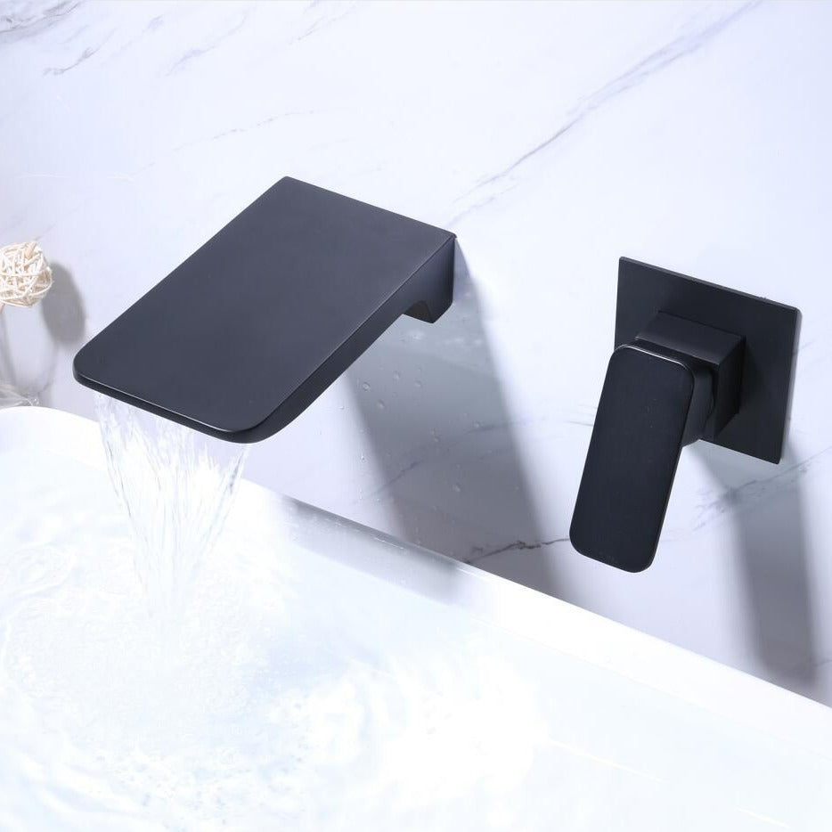 Skanto | Modern Wall-Mounted Faucet