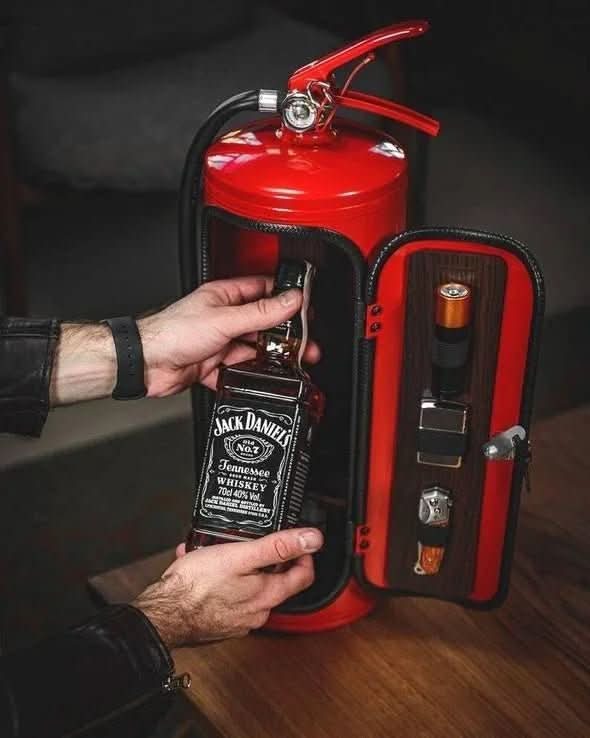 Skanto | Hidden Minibar in Fire Extinguisher Design for Stylish Drink Storage