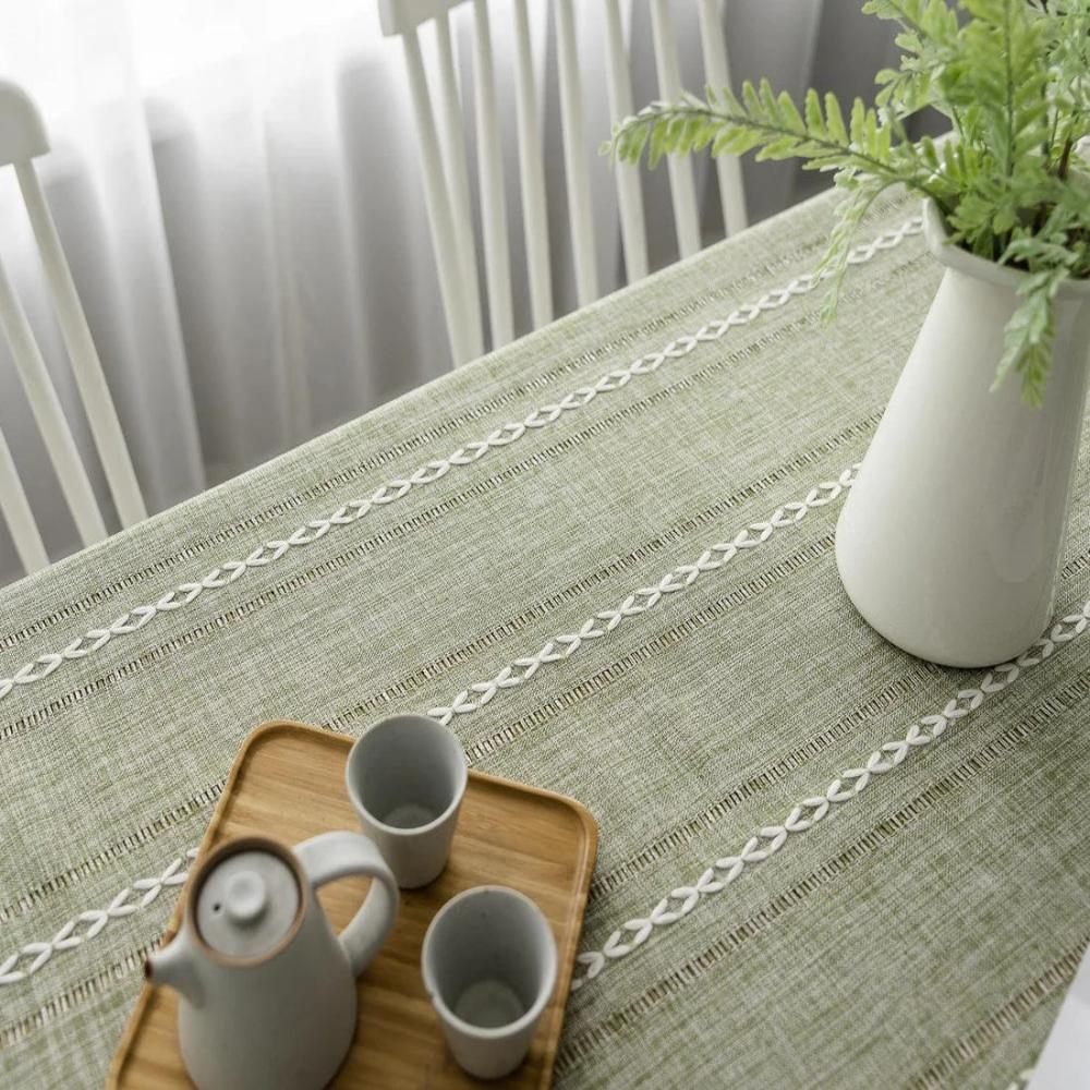 Skanto | Cotton and Linen Tablecloth for an Elegant Look