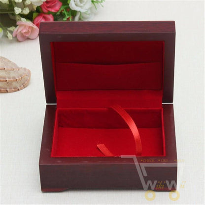 Skanto | 24K Gold Plated Playing Cards with Wooden Box