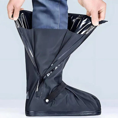 Waterproof overshoes with secure grip