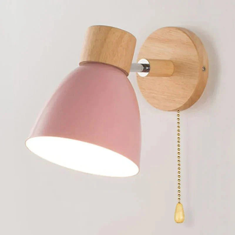 Skanto | Elegant Wooden Wall Lamp - Modern and Warm Design