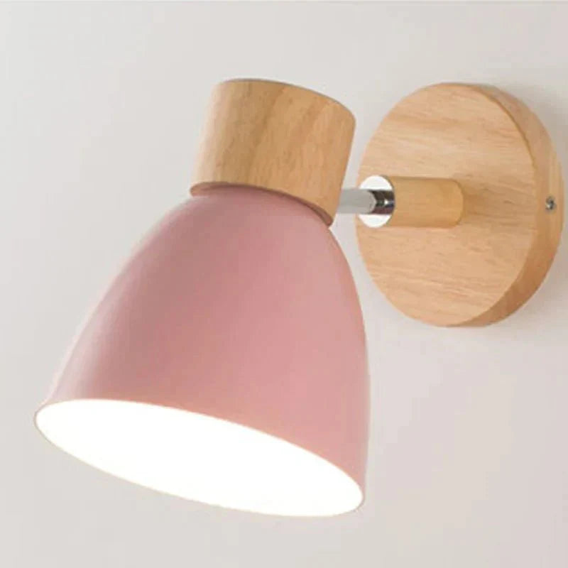 Skanto | Elegant Wooden Wall Lamp - Modern and Warm Design