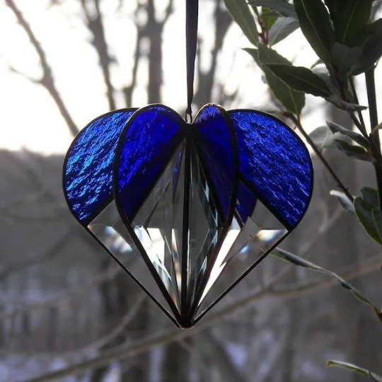 Skanto | Handmade Heart Acrylic Sun Catcher Decoration