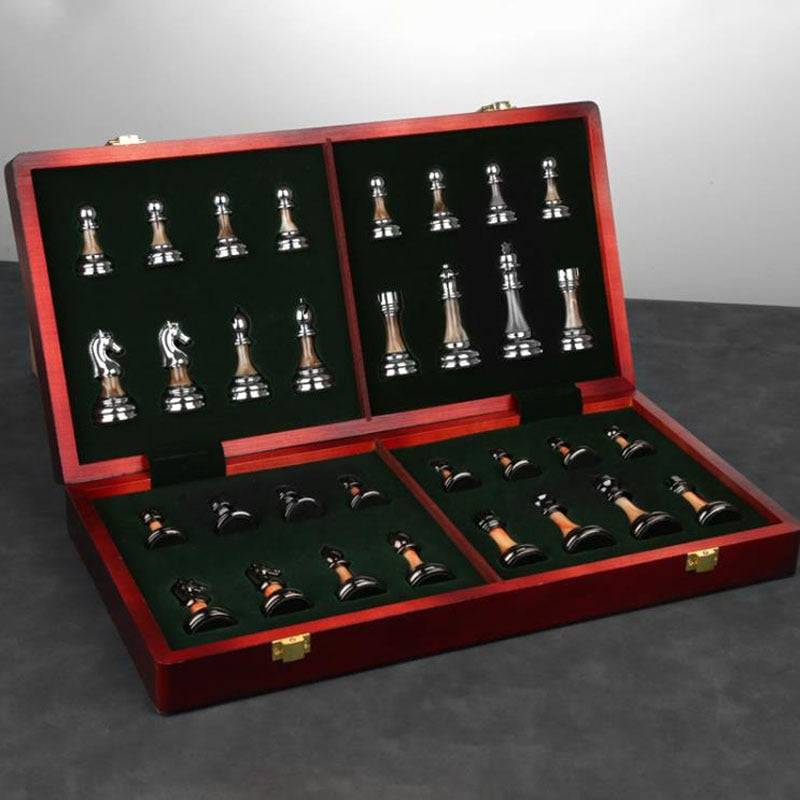 Skanto | Luxurious metal chess set with a large 45 cm wooden board