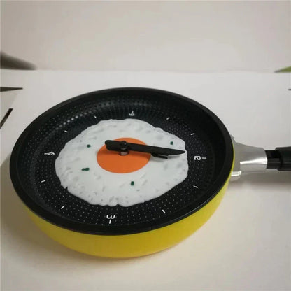 BowLift | Omelette Pot-Shaped Wall Clock