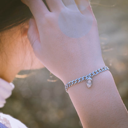 BowLift | Heart-Shaped Magnet Couples Bracelet