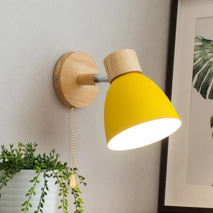 Skanto | Elegant Wooden Wall Lamp - Modern and Warm Design