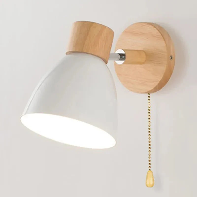 Skanto | Elegant Wooden Wall Lamp - Modern and Warm Design