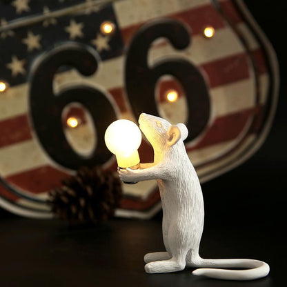 Table lamp with mouse motif