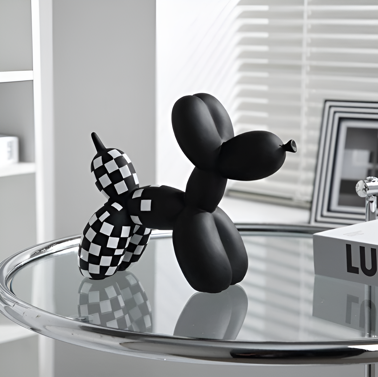 Balloon Dog Art – Creative Balloon Dog Design for Home Decoration