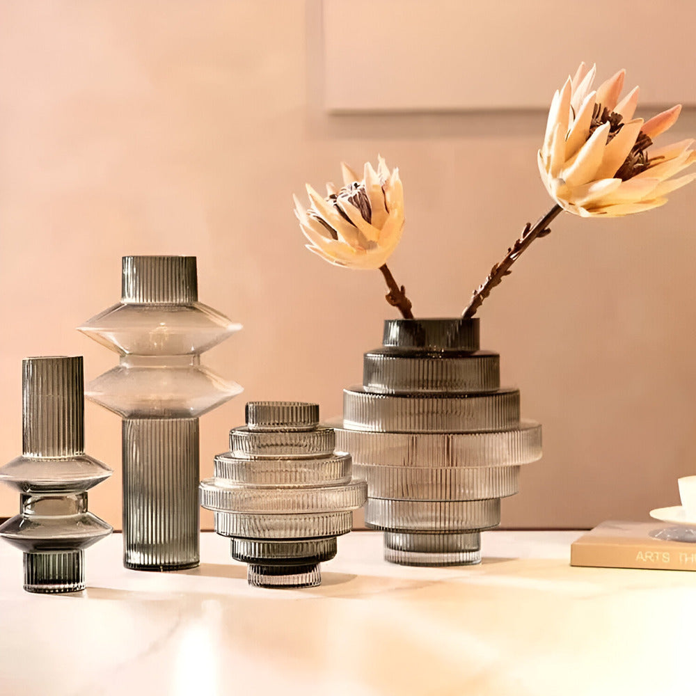 Frendorf | Elegant Amber Glass Vase - Contemporary Decorative Piece for stylish living spaces
