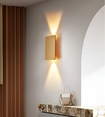Skanto | Luxury Scandinavian LED Wall Lamp - Elegant Lighting for Any Room