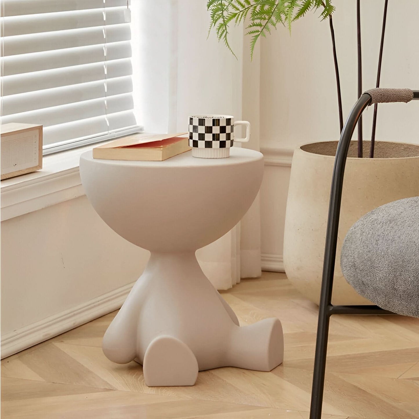 Skanto | Round Plastic Coffee Table