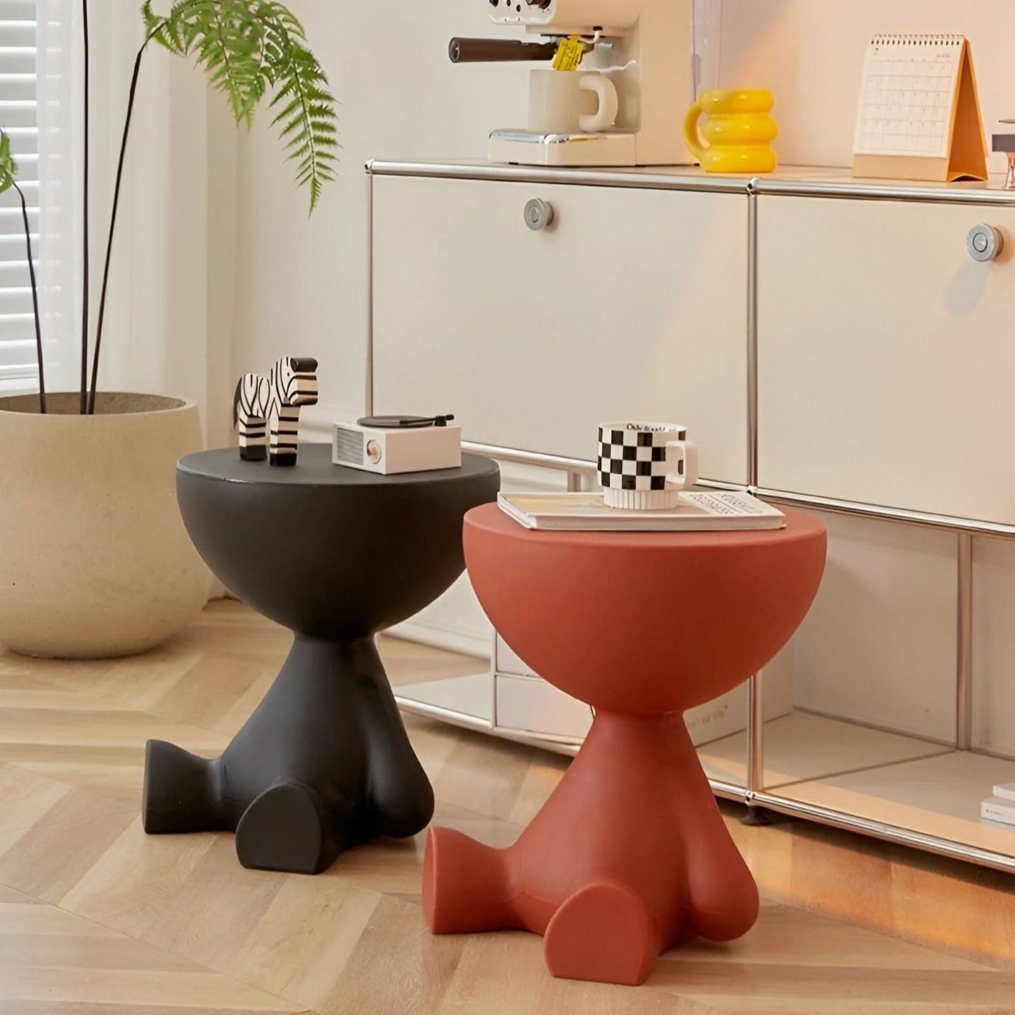Skanto | Round Plastic Coffee Table