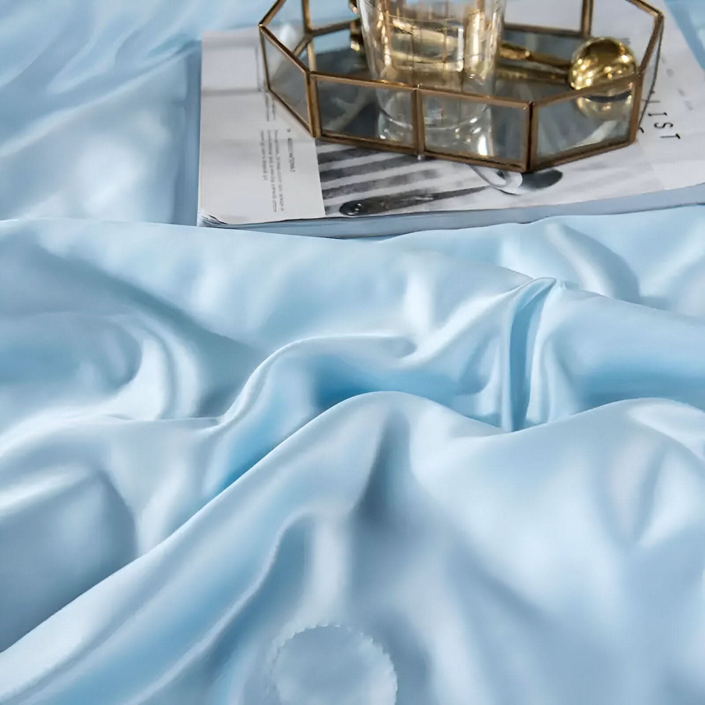 BowLift | FLUFFINA - Premium Satin Silk Bedding