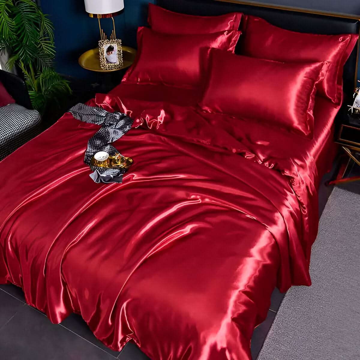 BowLift | PLUSHORA - SilkCloud Duvet - Premium Breathable Silk Bedding